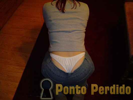 Fotos de Mulheres Gostosas Pagando Cofrinho