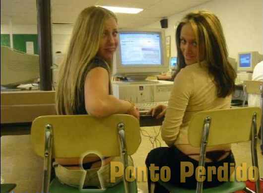 Fotos de Mulheres Gostosas Pagando Cofrinho