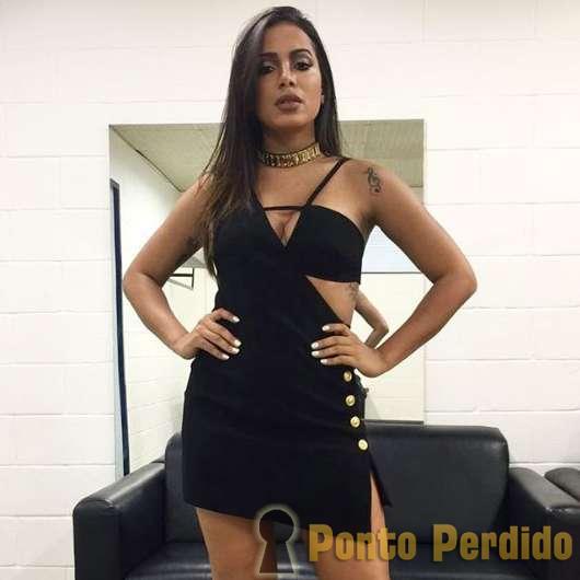 Fotos da Cantora Anitta no Instagram